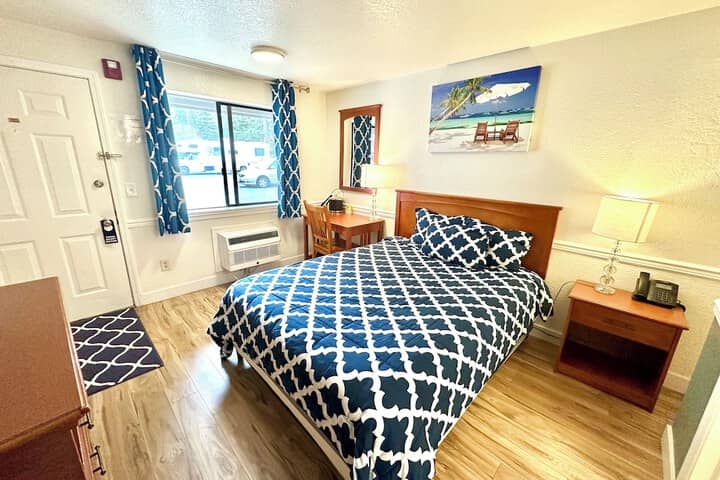 Room 11 of 29